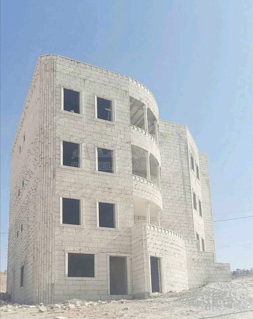 مبنى في الزرقاء  - 150,000 دأ - صورة 1