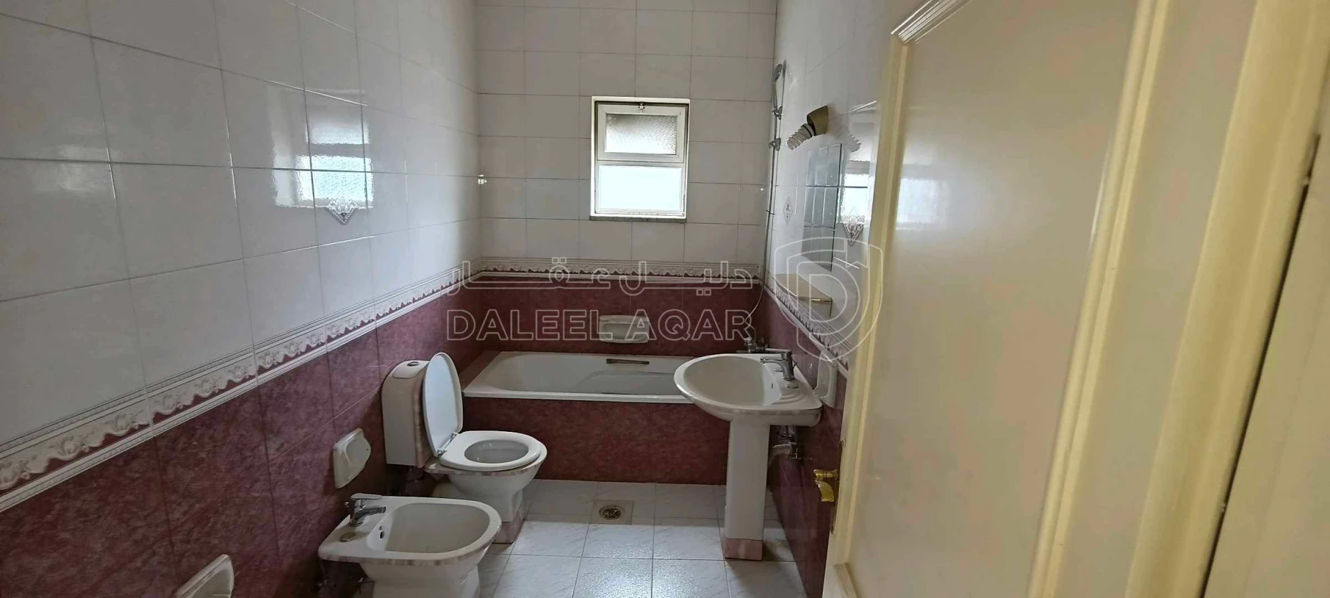 شقة في الدوار السادس، عبدون الشمالي،شارع سليمان الحديدي - 240,000 دأ - صورة 1