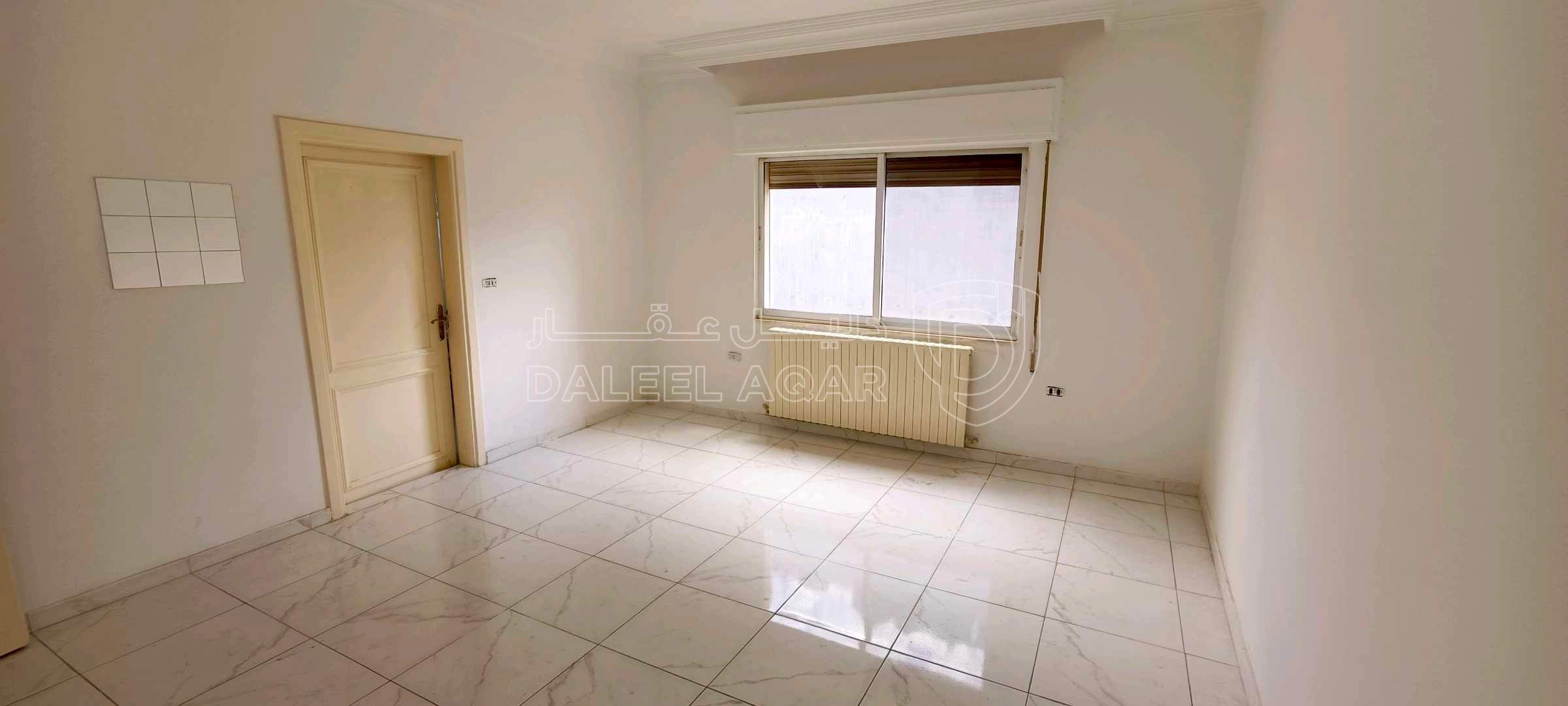 شقة في الدوار السادس، عبدون الشمالي،شارع سليمان الحديدي - 240,000 دأ - صورة 1