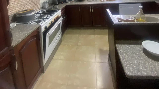 فيلا/منزل في سحاب_ الحي الشرقي خلف مسجد شيخة - 100,000 دأ - صورة NaN