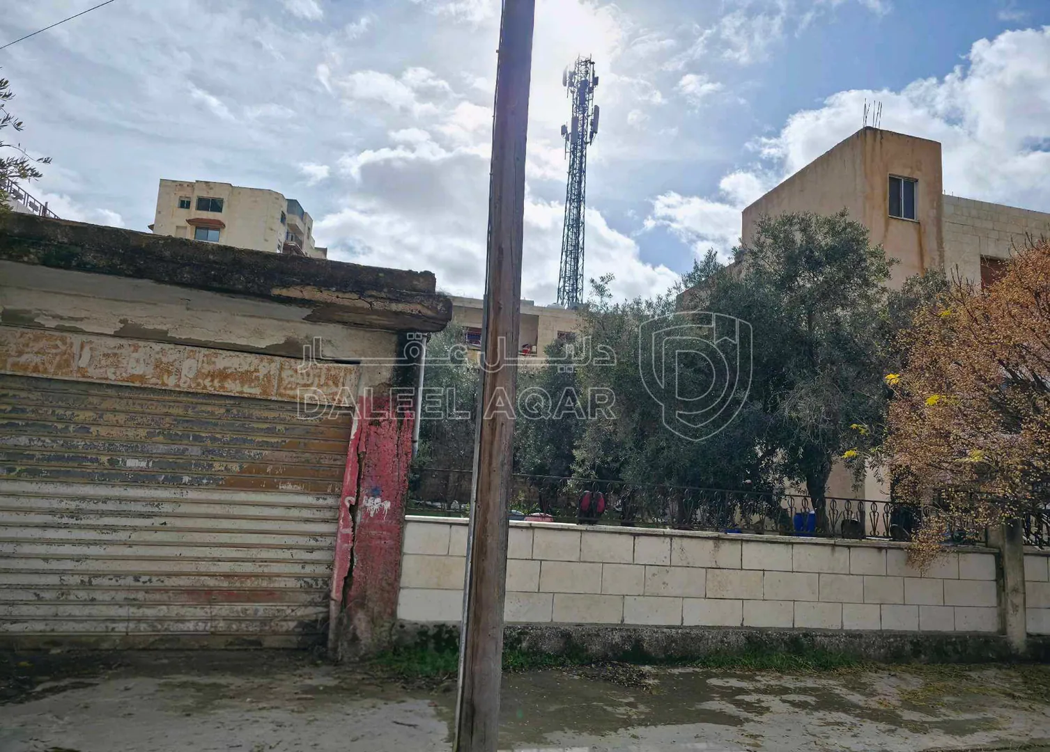 فيلا/منزل في شارع الكندي  - 185,000 دأ - صورة 1