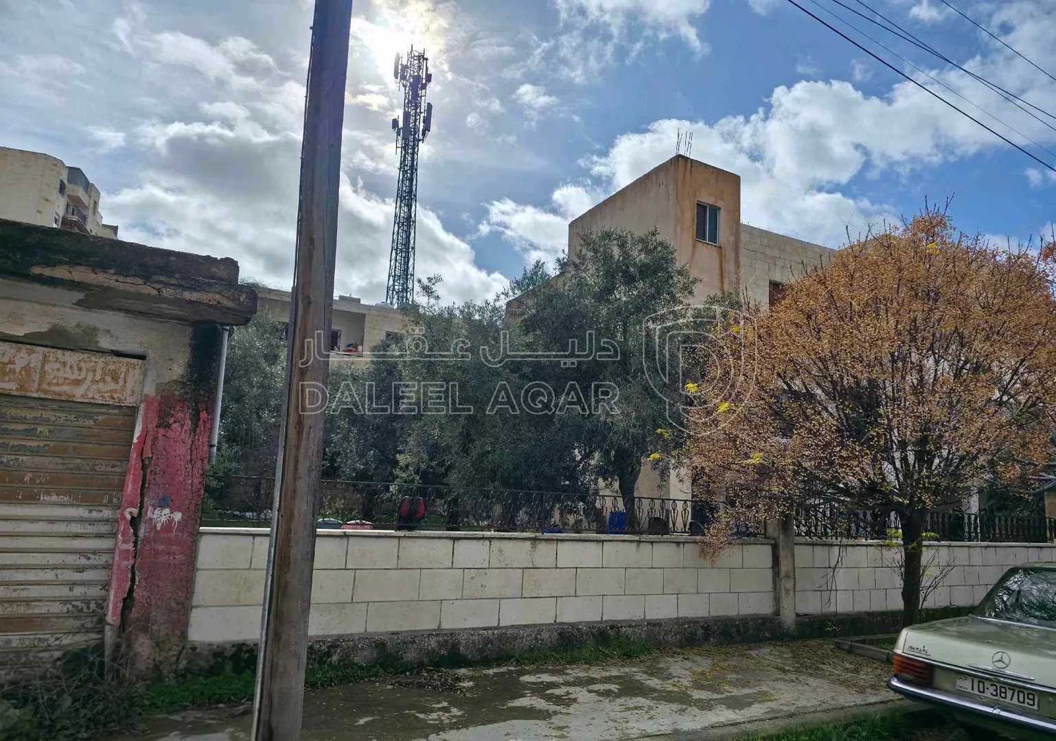 فيلا/منزل في شارع الكندي  - 185,000 دأ - صورة 1