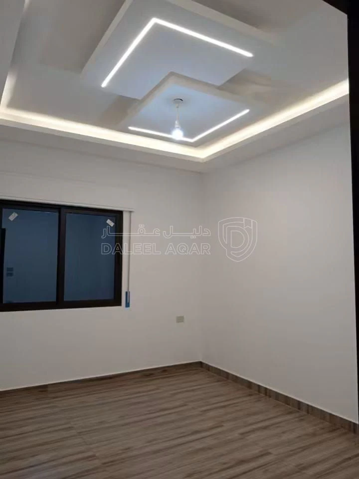 شقة في شقة للبيع كاش  - 60,000 دأ - صورة 1