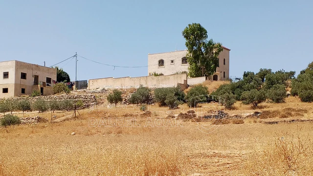 أرض في 1دنم قرمية حسبان حوض ام الشوامر بسعر مغري - 65,000 دأ - صورة NaN