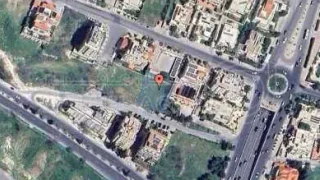 أرض في شارع البراغم الموازي ل شارع مهاتما غاندي  - 600,000 دأ - صورة 1
