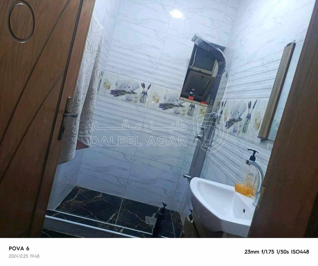 شقة في الزرقاء ضاحية المدينه المنوره  - 35,000 دأ - صورة 1