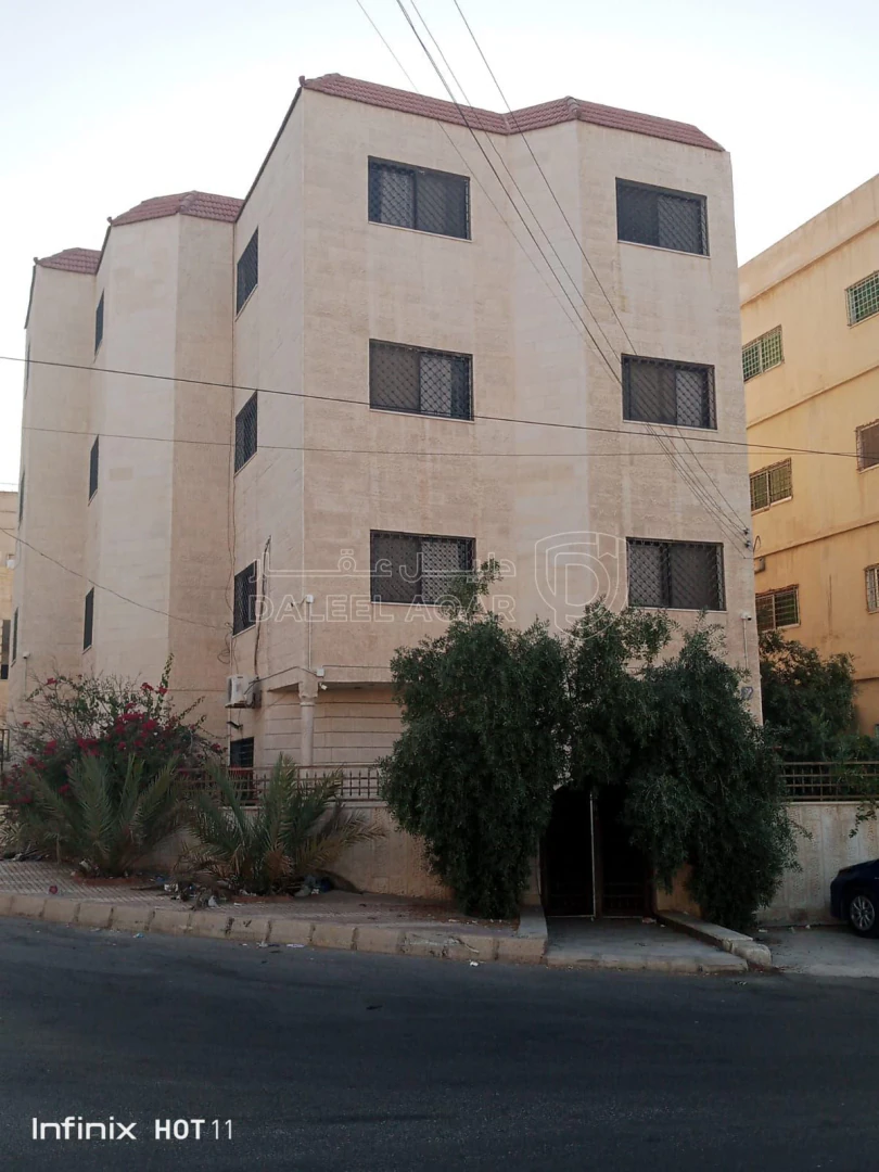 مبنى في البتراوي شارع محمود ابو البندوره عماره رقم 17 - 215,000 دأ - صورة 1