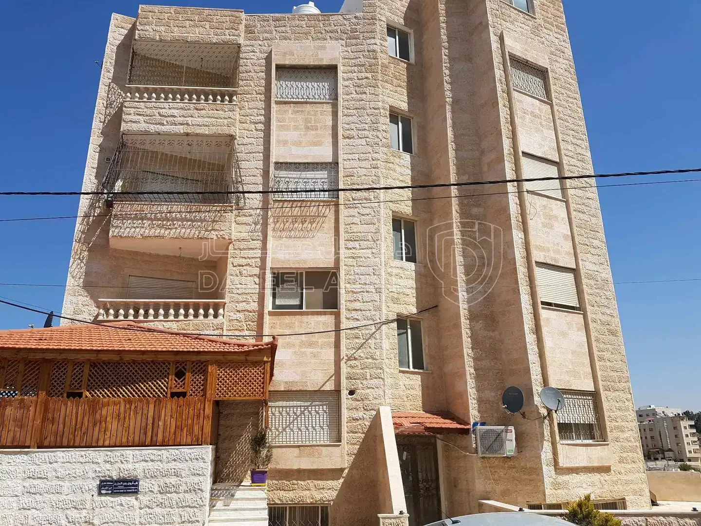 شقة في طبربور قرب دوار الدبابة - 22,000 دأ - صورة 1