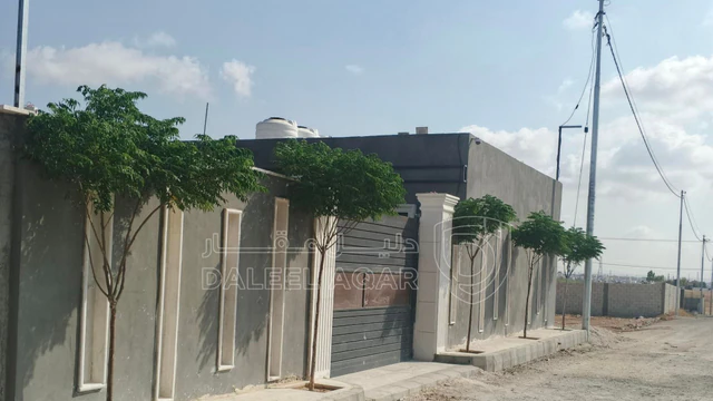 مزرعة/شاليه في مزرعه خاصه واصلها جميع الخدمات موقع مطل وفاخر - 40,000 دأ - صورة NaN