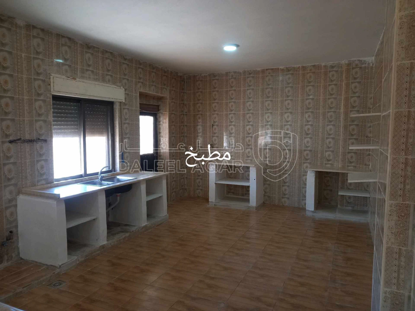 فيلا/منزل في عمان.. الجيزة.. ارينبة الغربيه.. - 55,000 دأ - صورة 1