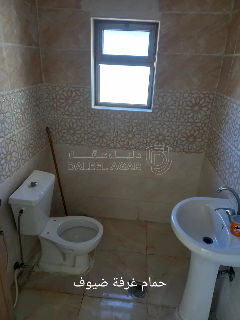 فيلا/منزل في عمان.. الجيزة.. ارينبة الغربيه.. - 55,000 دأ - صورة 1