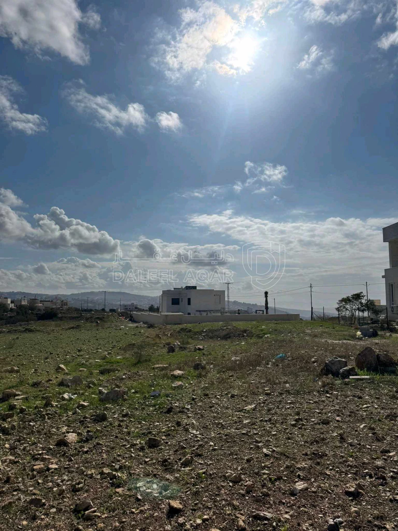 أرض في طريق عمان - السلط، الميسه - 125,000 دأ - صورة 1