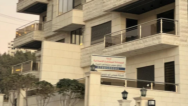 شقة في مرج الحمام طريق المطار  - 85,000 دأ - صورة NaN