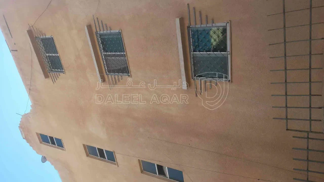 شقة - جبل النصر حي عدن شارع ميسرة بالقرب من مسجد ناصر الداوود او قصر حسن صافي - 23000 دأ