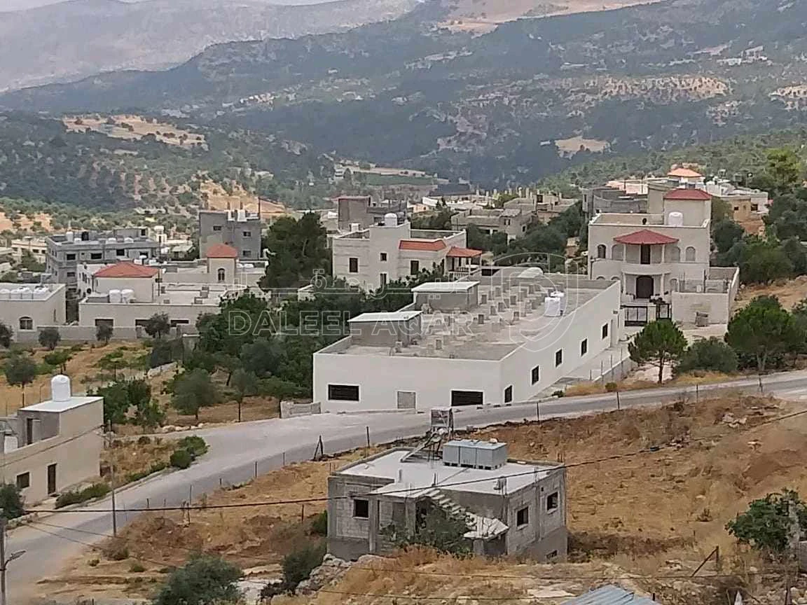 مبنى في عنجره ، ابو حاطوم - 200,000 دأ - صورة 1