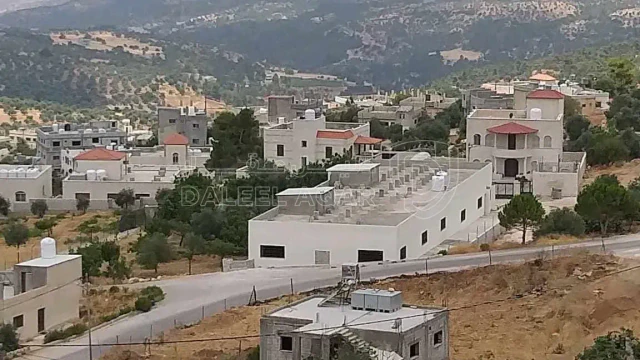 مبنى في عنجره ، ابو حاطوم - 200,000 دأ - صورة 1