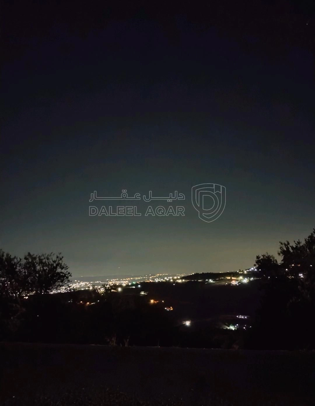 أرض في جرش - ثغرة عصفور - عراق الابيض  - 130,000 دأ - صورة 1