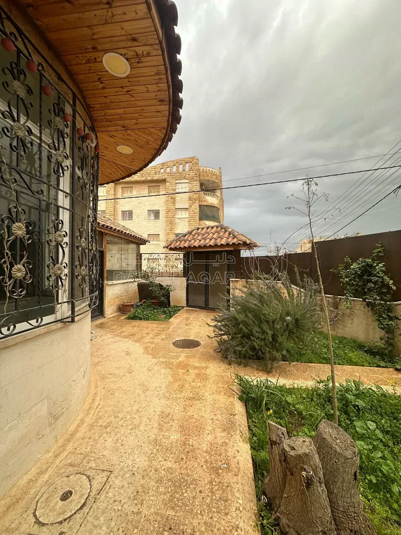 شقة في اربد - الحي الجنوبي - حي الاطباء - 68,000 دأ - صورة 1