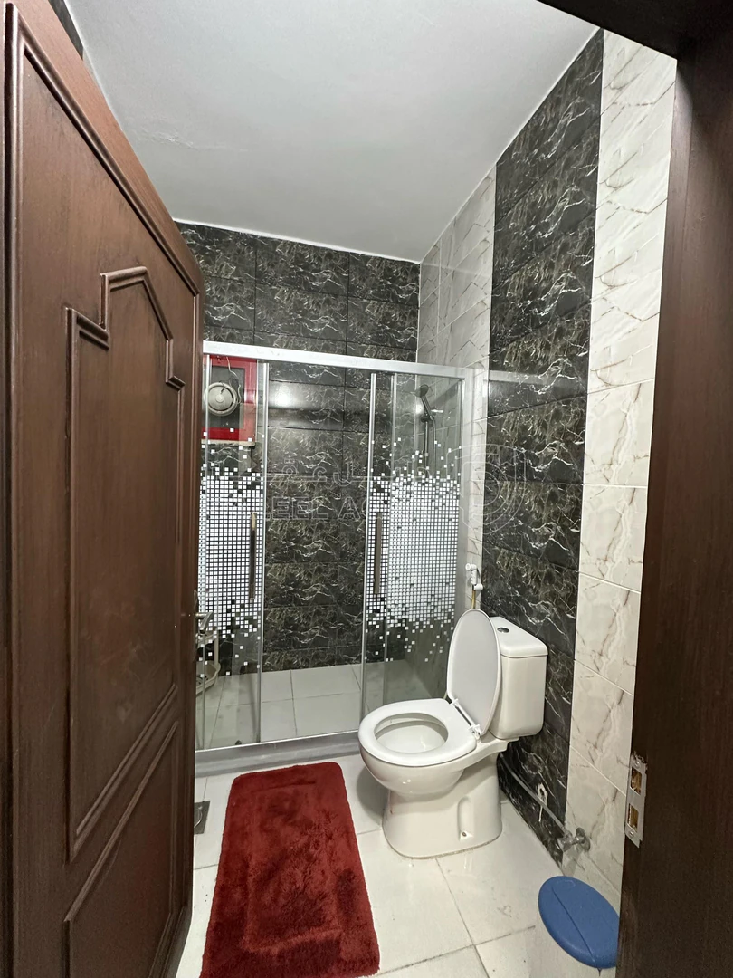 شقة في اربد - الحي الجنوبي - حي الاطباء  - 68,000 دأ - صورة 1