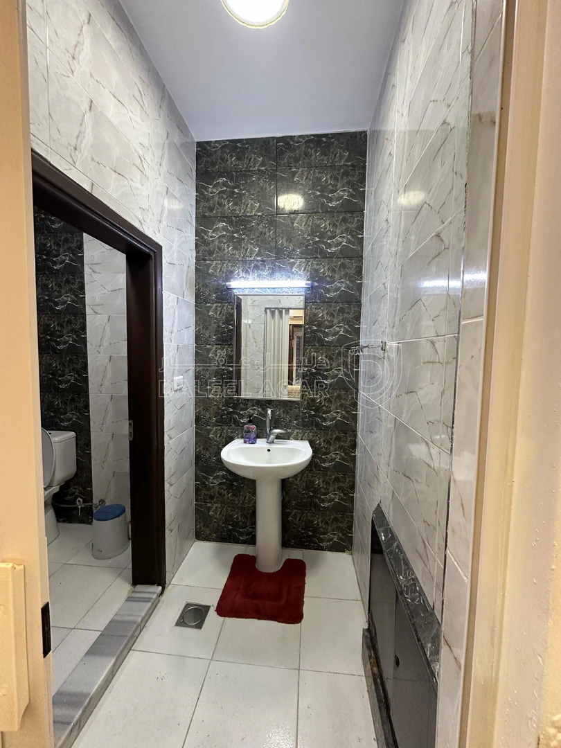 شقة في اربد - الحي الجنوبي - حي الاطباء  - 68,000 دأ - صورة 1