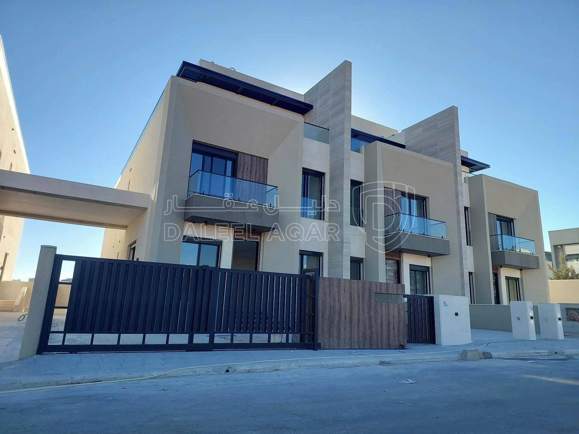 فيلا/منزل في عمان طريق المطار / رجم عميش  - 870,000 دأ - صورة 5