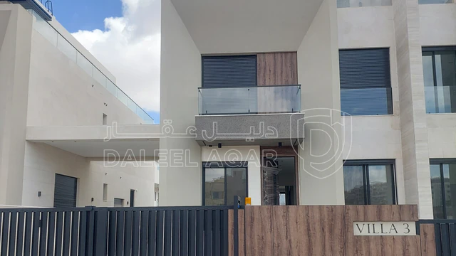 فيلا/منزل - عمان طريق المطار / رجم عميش  - 870000 دأ