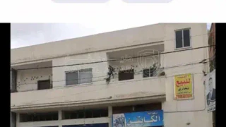 فيلا/منزل - الزرقاء حي الاسكان قرب مسجد صلاح الدين الايوبي  - 75000 دأ