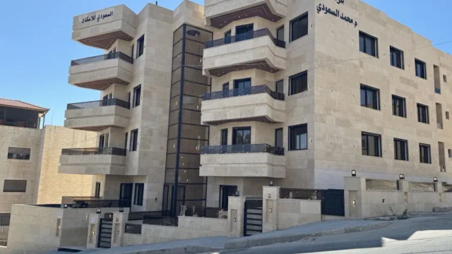 شقة في البنيات طريق المطار - 85,000 دأ - صورة 1