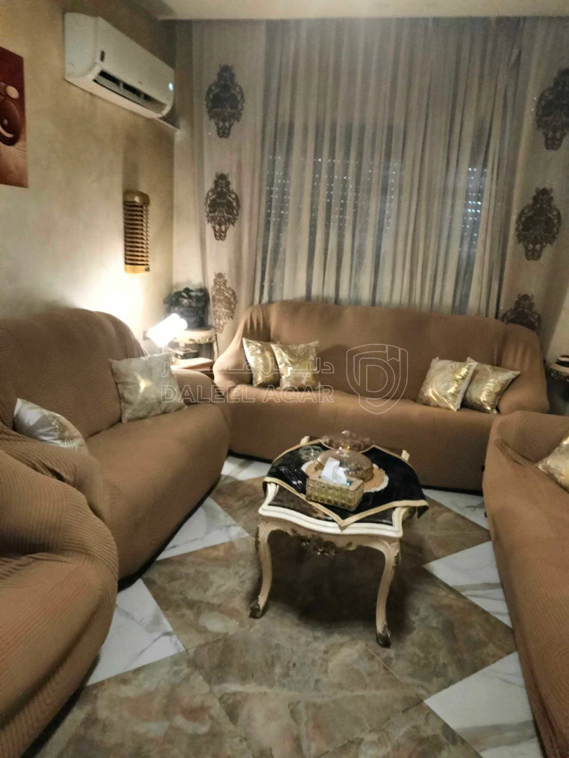 شقة في الكوم الاول - 130,000 دأ - صورة 1