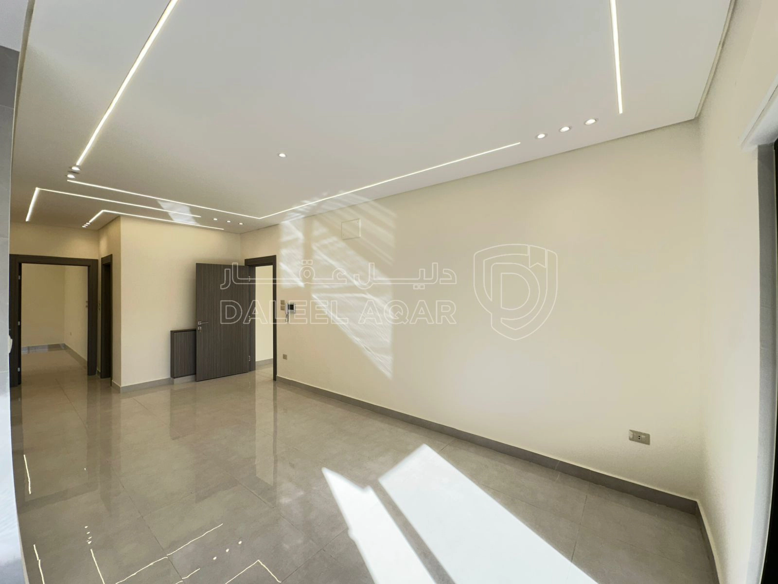 شقة في تبعد 2.5 كم عن طريق المطار  - 75,000 دأ - صورة 1