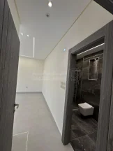 شقة في تبعد 2.5 كم عن طريق المطار  - 75,000 دأ - صورة NaN