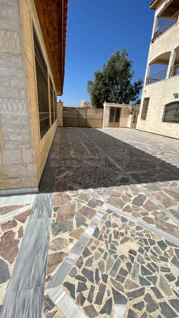 فيلا/منزل في جريبا - 750,000 دأ - صورة 6