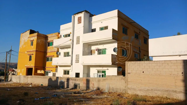 مبنى - السخنة قريب من روضة الايمان شرق فريج ماركت  - 80000 دأ