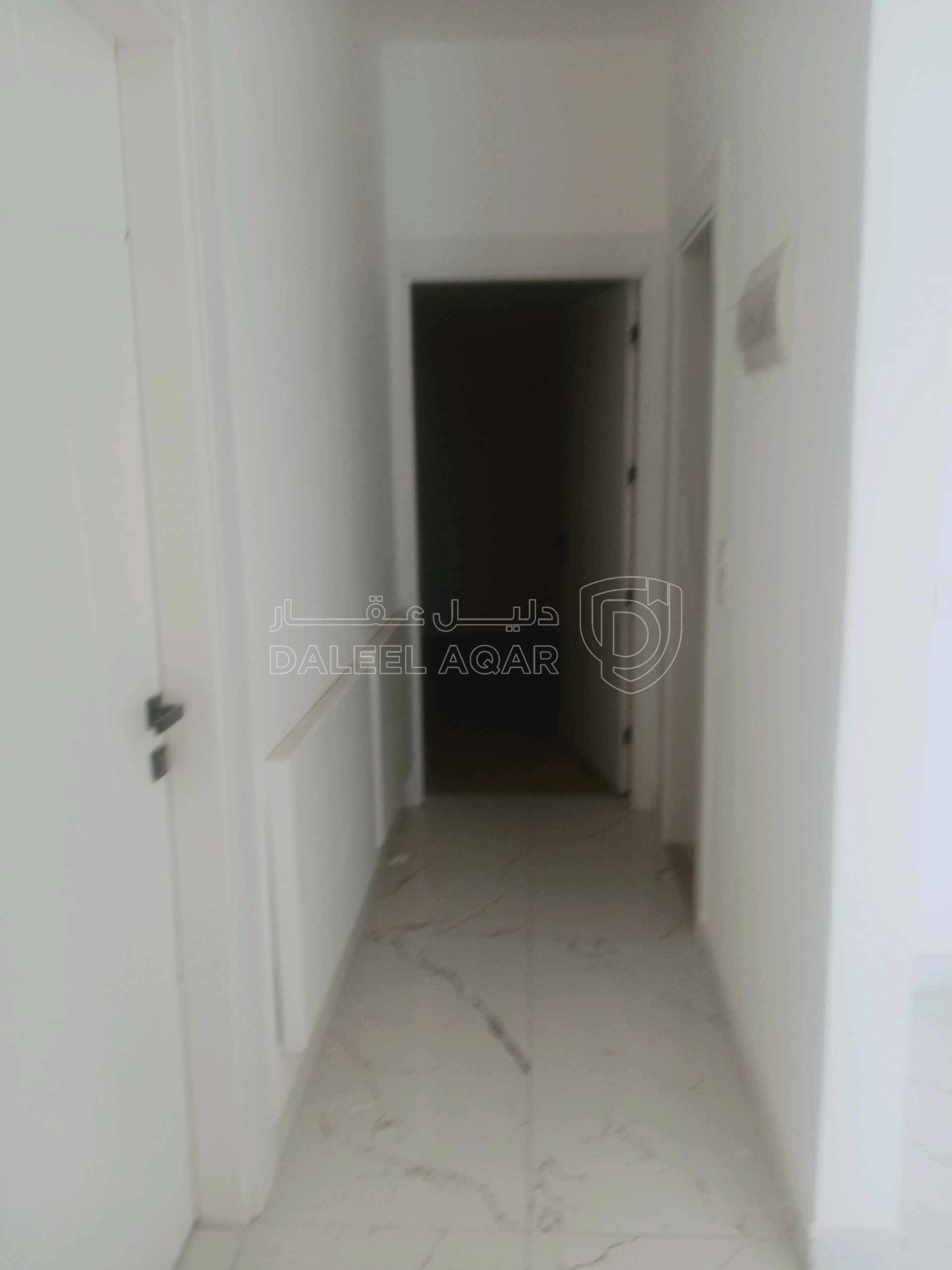 شقة في السابع بالقرب من خليل الرحمان ونادي المعلمين - 115,000 دأ - صورة 1