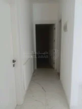شقة في السابع بالقرب من خليل الرحمان ونادي المعلمين - 115,000 دأ - صورة NaN