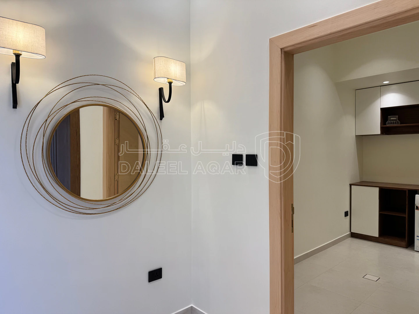 فيلا/منزل في شارع تمام بن عبيده - 530,000 دأ - صورة 1