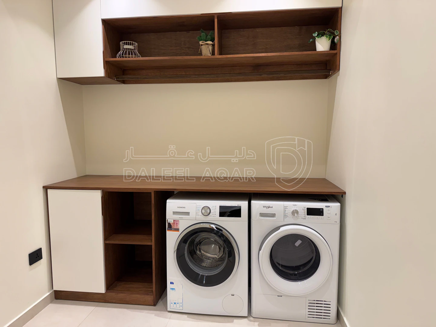 فيلا/منزل في شارع تمام بن عبيده - 530,000 دأ - صورة 1