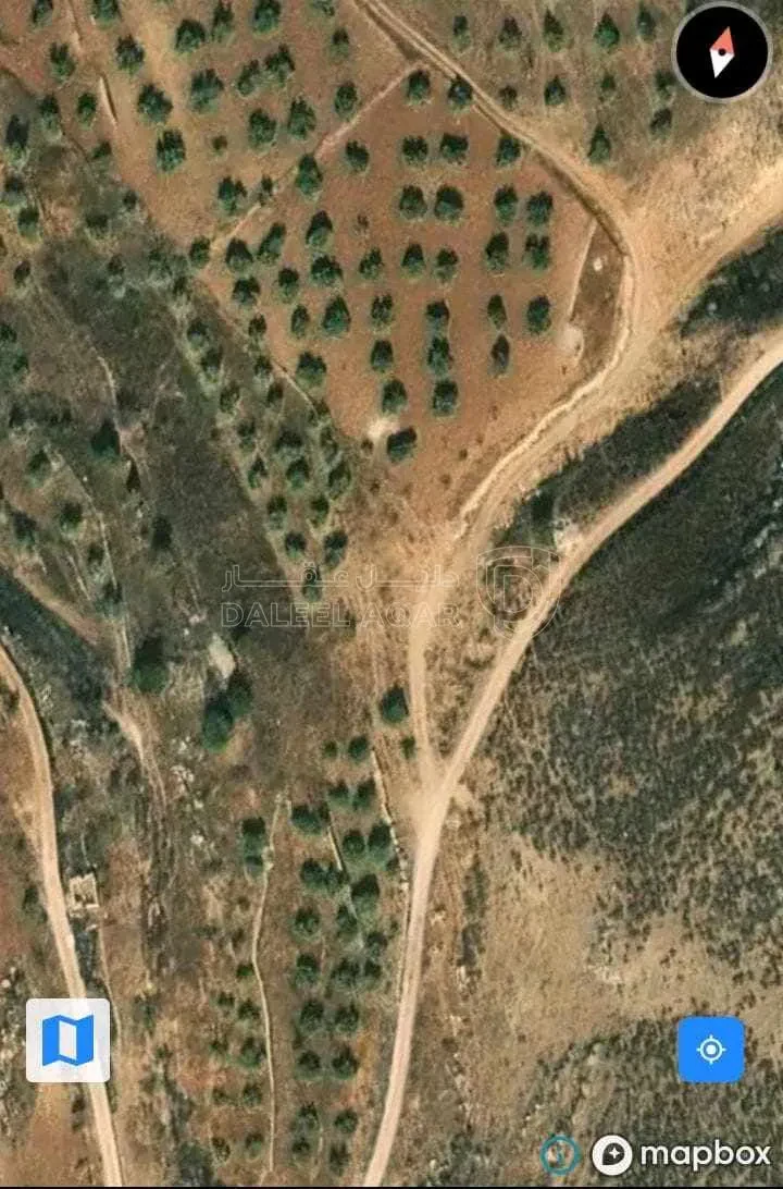 أرض في الزرقاء -العالوك -تبعد 200 متر عن نقابة المهندسين - 43,000 دأ - صورة 1