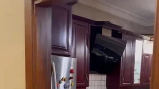 شقة في عمان طريق المطار ضاحية النخيل بالقرب من مطعم تشيلي - 245,000 دأ - صورة NaN