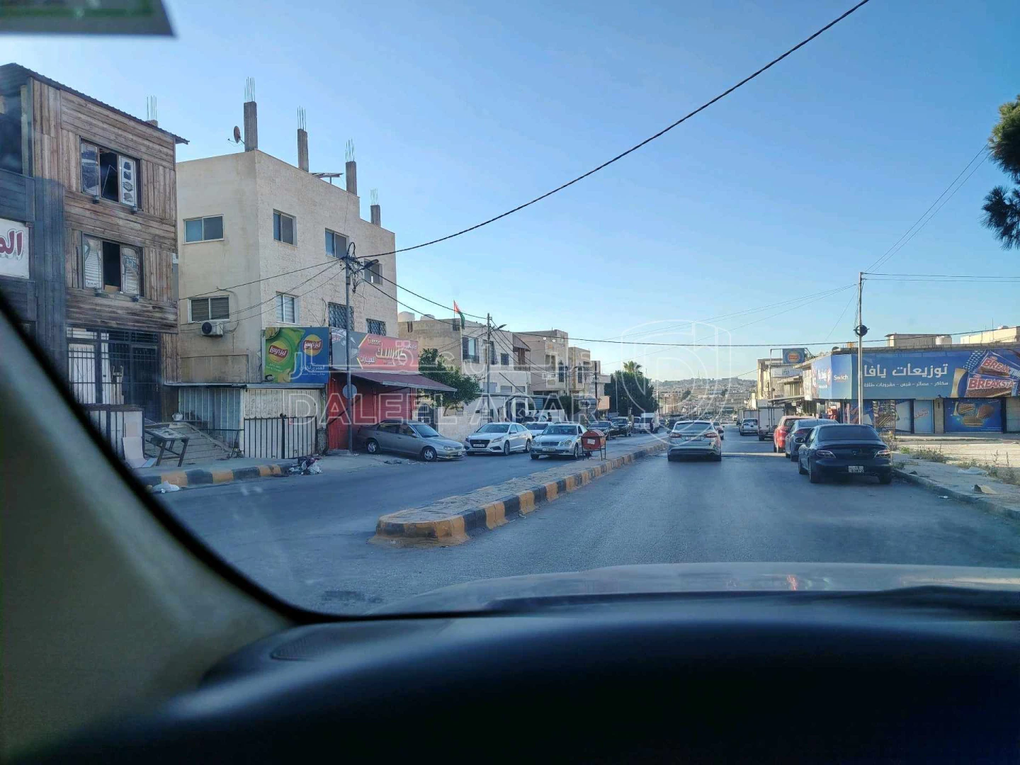 مبنى في اربد،حي الإيمان،شارع الشهداء،( شارع الجملة)  - 300,000 دأ - صورة 1