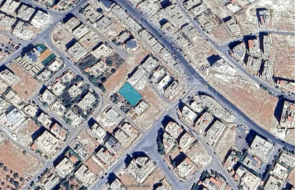 أرض في كيلو فقط عن طريق المطار - 139,000 دأ - صورة 1