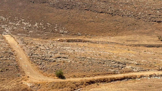أرض - منطقة بلال غرب عمان بالقرب من بدر الجديدة  - 70000 دأ