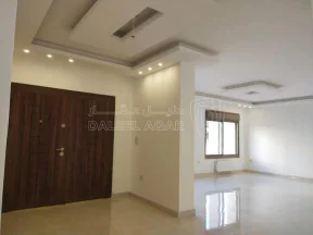 شقة في شارع المواصفات  - 135,000 دأ - صورة NaN