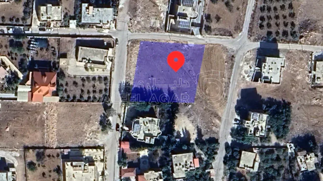 أرض - اربد- الحصن جنوب مستشفى ايدون  - 130000 دأ