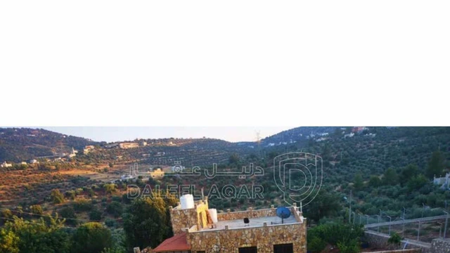 أرض في حي الزهراء-إسكان المهندسين-قرب مطعم شاكر  - 38,000 دأ - صورة NaN