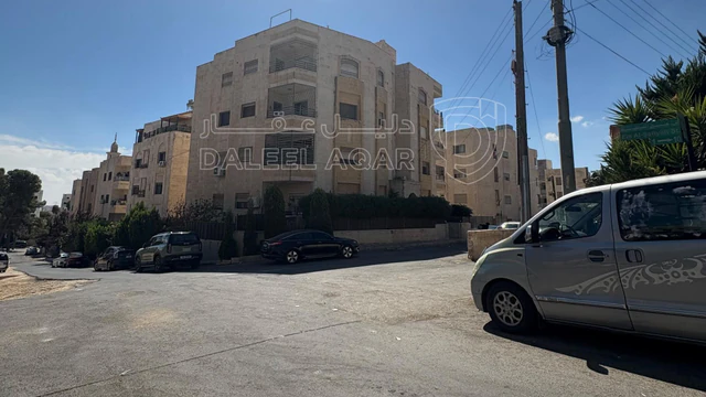 شقة في عمان ، ضاحية الياسمين ، بجانب جامع الكردي - 70,000 دأ - صورة NaN