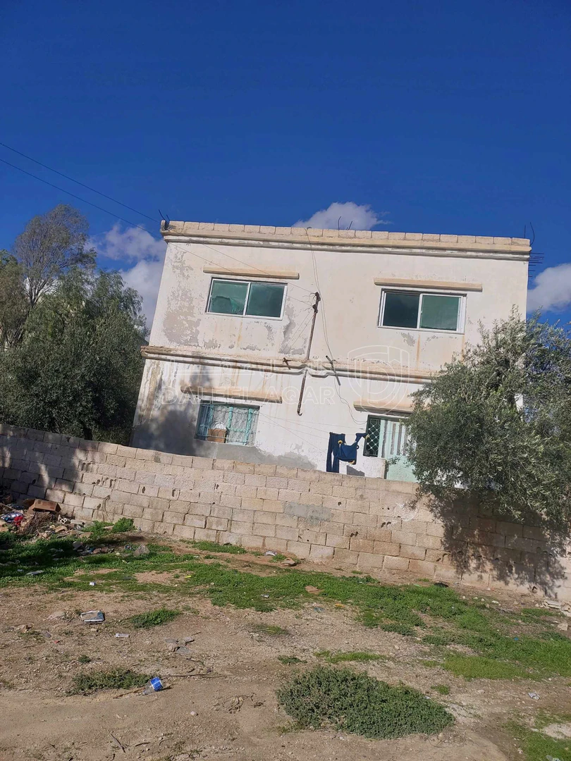 فيلا/منزل في الخربة السمراء - 24,000 دأ - صورة 1