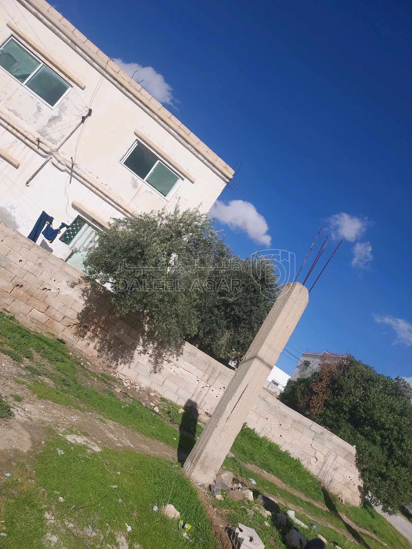 فيلا/منزل في الخربة السمراء - 24,000 دأ - صورة 1