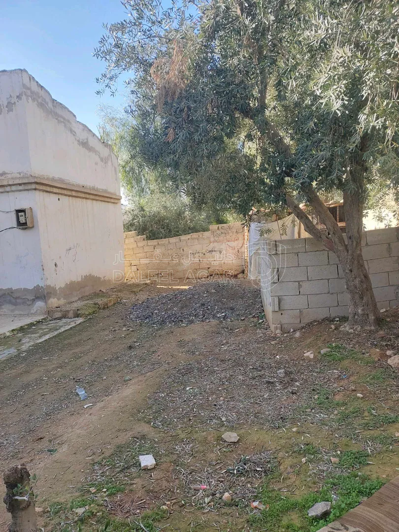 فيلا/منزل في الخربة السمراء - 24,000 دأ - صورة 1