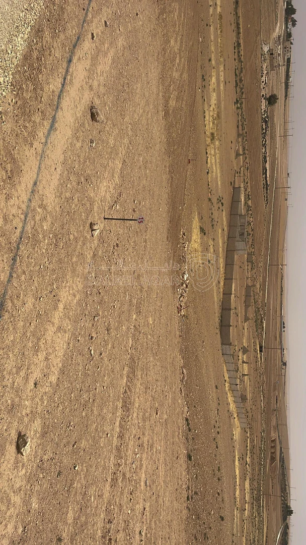 أرض في  قطع اراضي في  الـجيزة - أرينبة الشرقيــة   - 6,500 دأ - صورة 1